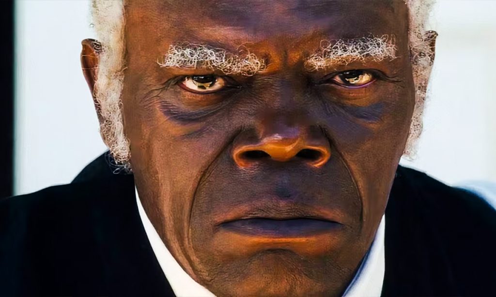 زنجیرهای خونینِ بوسیدنی